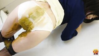 DLEE-233 03 Extremely shot! Uncut enema scene