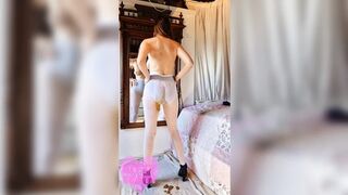 Kitty Skatt - Messy voyeur mirror masturbation