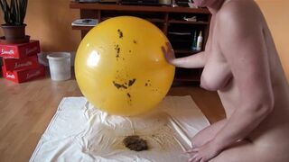 dirtyscatgirl - gym ball and SCAT show