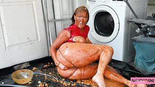 Ninounini - EATING FRUIT SALAD (POOP + PISS + VOMIT)