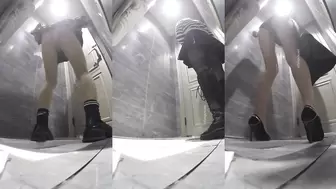 Restaurant Toilet 1a