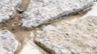 Sereyna Gomez - Pissing Scene