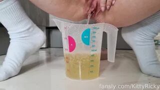 Kitty_Ricky - Pee Challenge