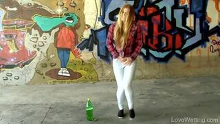 Chrissy Fox - Bladder Bulge Torture