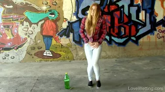 Chrissy Fox - Bladder Bulge Torture