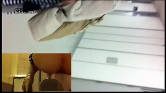 15392520 Uncensored women's toilet assault shooting! Targeted female college student IV