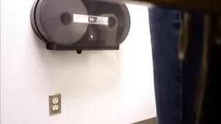 toilet_indoor_0449