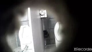 toilet_indoor_0442