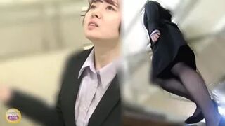 DLSL-527 02 Wet trouble in a car with a harsh boss. Women pissing on the highway in a business car