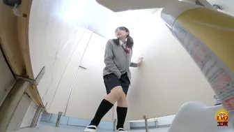 DLEE-587 03 Hidden camera: pee holding situation and miserable wetting of a school girl