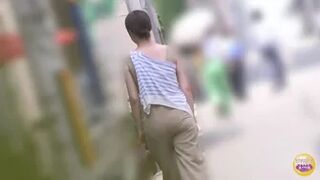 DLSL-482 05 Girls with undressing problems leaking during the emergency peeing situation