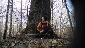 Girls peeing in nature-4 01