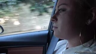 Naomi - Stuck in a traffic jam (031)