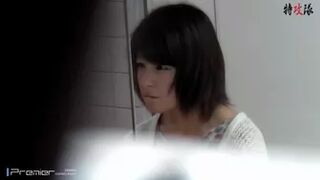 28101650  2018_20th place  The illusion that I was able to take a full-body view of a big one by thrusting it with a camera 49