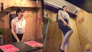 DLEE-553 03 Spycam in the toilet with girls-baristas urinating after reaching their holding limit