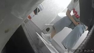 Beautiful_Student_Toilet