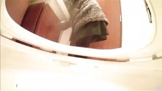 28103645 The dick is approaching! From the white ass  2 people! All 6 people can take pictures inside the LED super wide-angle toilet + front + rear indoor 3 turtles