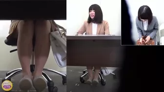 DLSL-185 01 Peeing desperation during interview and pleasant relief on the toilet