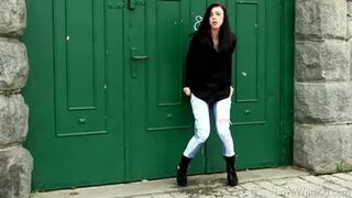 Annie - No Place to Hide