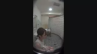 15328484 2019 Sea shared toilet For young teenren and older sisters