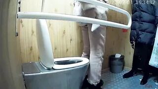 NewStreetToilet-351