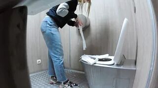newstreettoilet-219
