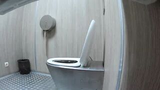 newstreettoilet-24