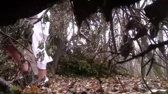 Girls pee in the park at the wedding 9