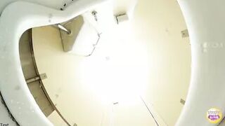 DLSL-339 04 Schoolgirls dashing to the toilet as soon as the chime rings VOL 6