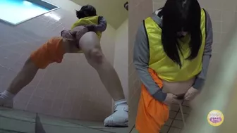 DLSL-082 02 Schoolgirls club activities Leaking or urinating in front of a sealed toilet