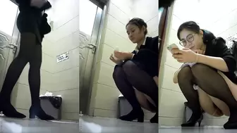 Shopping mall public toilet 3