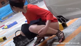 DLFF-017 02 Girls can’t stop peeing after noticing a man with a camera. (Uncensored)