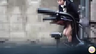 DLSL-078 03 Peeing housewives. Outdoor urination of married women
