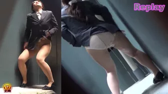 DLEE-081 04 Female office worker’s wet disgrace