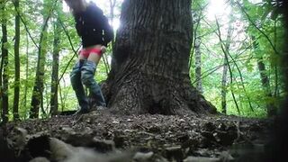 Girls Pissing Near The Tree 2