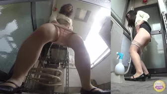 DLSL-111 02 Office ladies wetting panic on company’s veranda Pissing emergency VOL 2