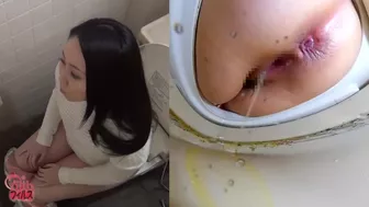 DLFF-201 02 Pissing in the library’s toilet VOL 2