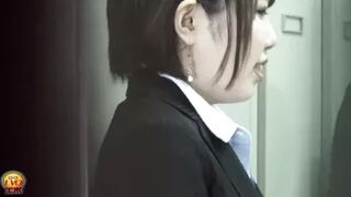 DLEE-139 01 Office ladies pissing scenes in company’s toilet