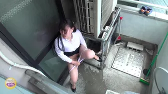 DLSL-247 01 Urinating emergency! Again! OL’s holding pee to the limit then wetting or pissing on the company’s veranda VOL 4