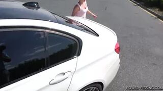 Naomi - Gas station wetting (011)