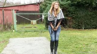 Ani Blackfox - Pissing Scene