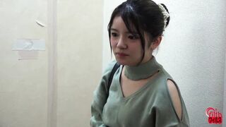 DLFF-699 08 Thorough observation: A woman who smells poop and a woman who plays with it