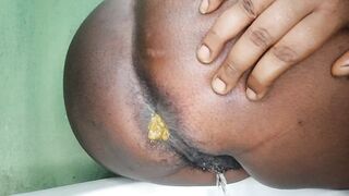 PrettyEbonies - Monster farting and close up poop