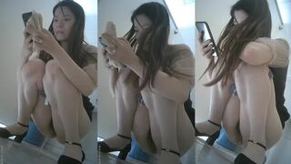 Chinese Girls Shitting 3