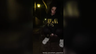 black_ppanther - Pee on the street