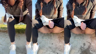 beccajonesgolf - Peeing in the bunker