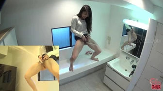 DLFF-126 03 I will show it to you! I will pee! This is splashing piss party!