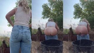 farmerali - Peeing outside in a tub!