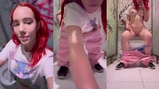 pissingvideos - 14th December pee video