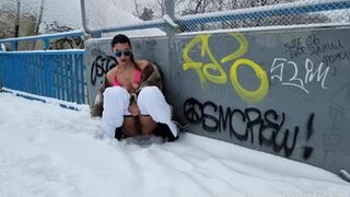 mystickate - Risky peeing on a bridge
